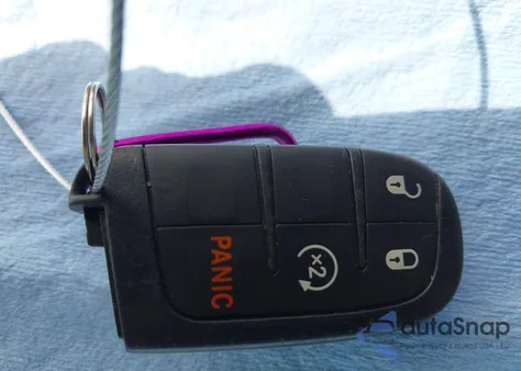 2019 Jeep Compass Limited 4X4 from USA, damaged, VIN 3C4NJDCB9KT639927